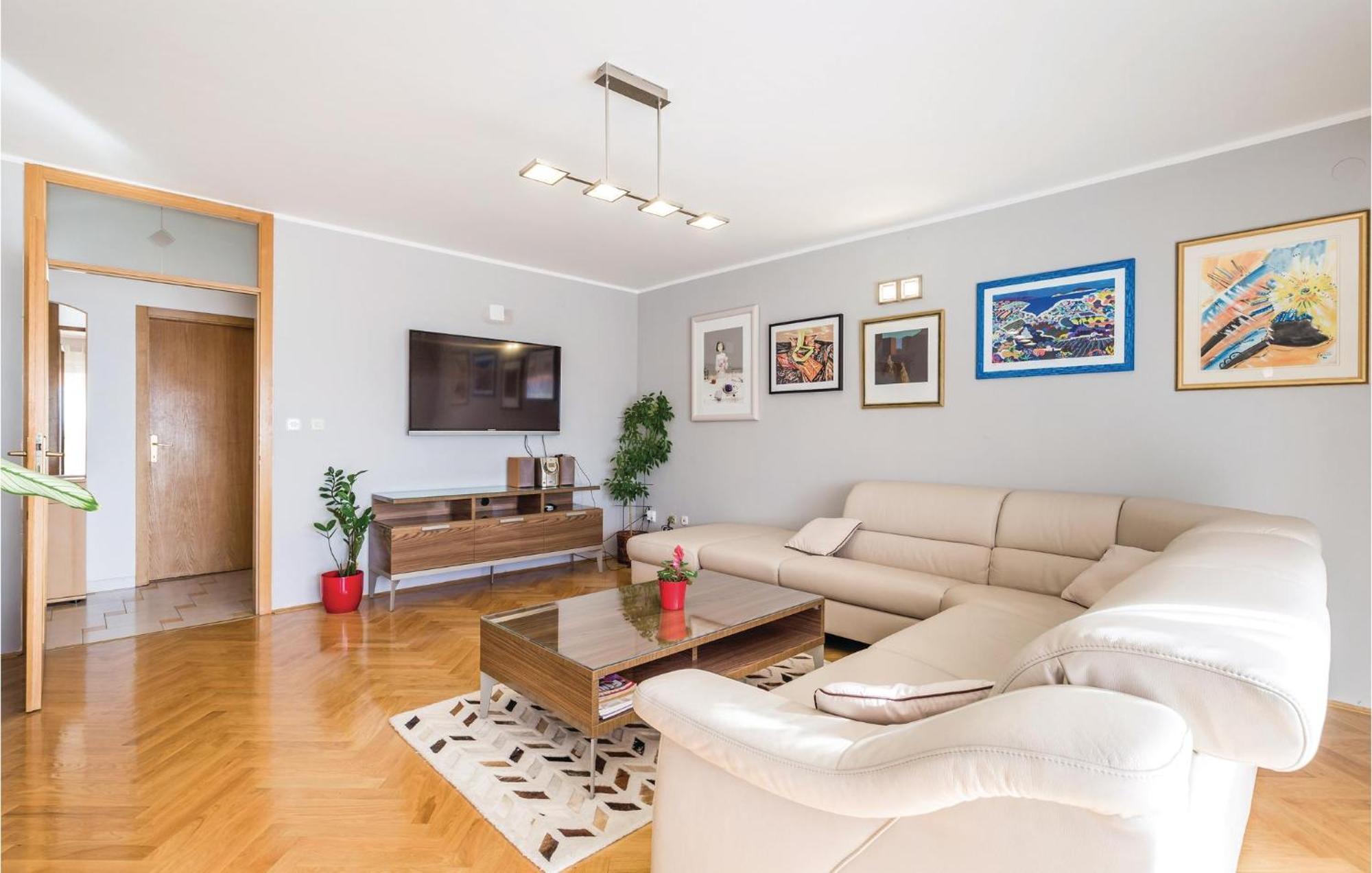 Nice Apartment In Rijeka With Wifi Экстерьер фото